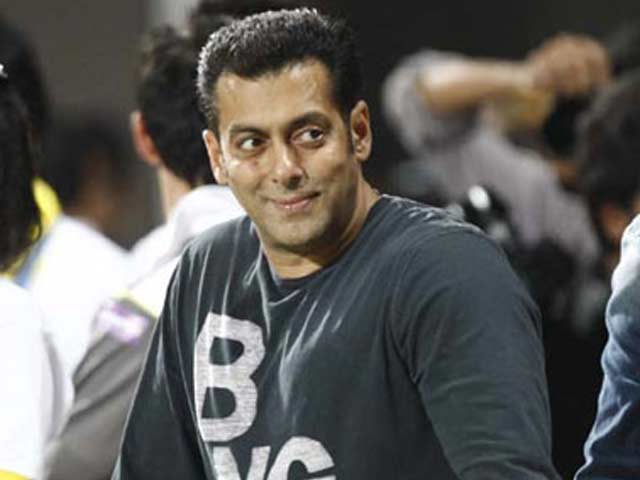 Salman to play double role in Sooraj Barjatya's film?