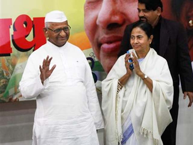 Video : Anna-Mamata alliance and the corruption question