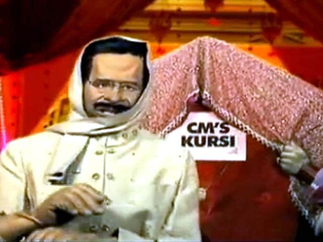 Video : Arvind Kejriwal cheats on his newly-wed Delhi CM post
