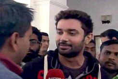 सोच-समझकर फैसला लूंगा : चिराग पासवान सोच-समझकर फैसला लूंगा : चिराग पासवान