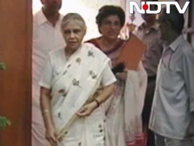 शीला दीक्षित को बकाया रेंट अदा करने के लिए नोटिस