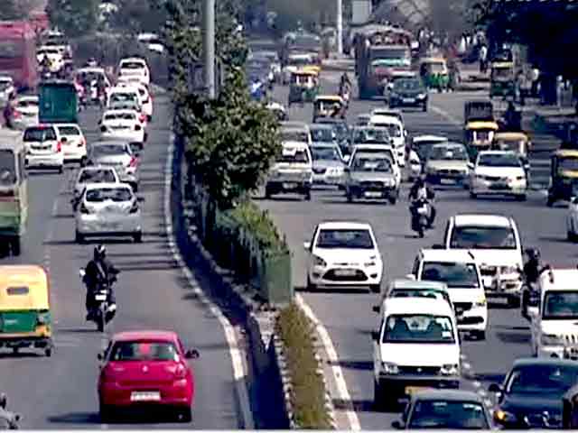 दिल्ली : गंदे डीजल से बढ़ता प्रदूषण