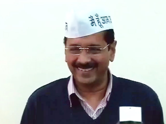 प्राइम टाइम इंट्रो : क्या तटस्थ हो सकते हैं ओपिनियन पोल?