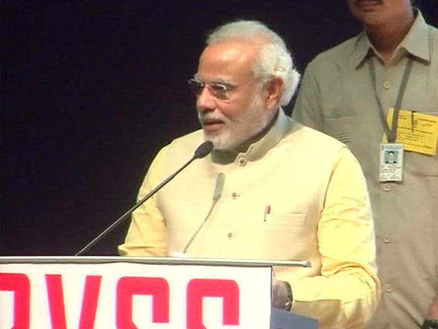 Everyone should get employment in their hometown, says Narendra Modi