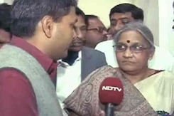 कांग्रेस में शामिल हुई वाजपेयी की भतीजी करुणा शुक्ला कांग्रेस में शामिल हुई वाजपेयी की भतीजी करुणा शुक्ला