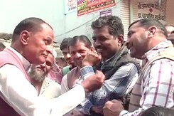 असमंजस में मुजफ्फरनगर का मुस्लिम समुदाय असमंजस में मुजफ्फरनगर का मुस्लिम समुदाय