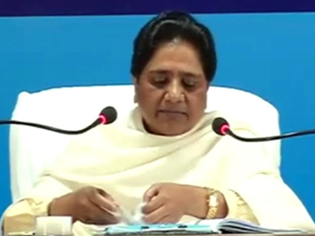 रणनीति : जाति की सियासत