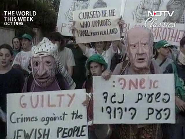 The World This Week: Libya expels Palestinians (Aired: October 1995)