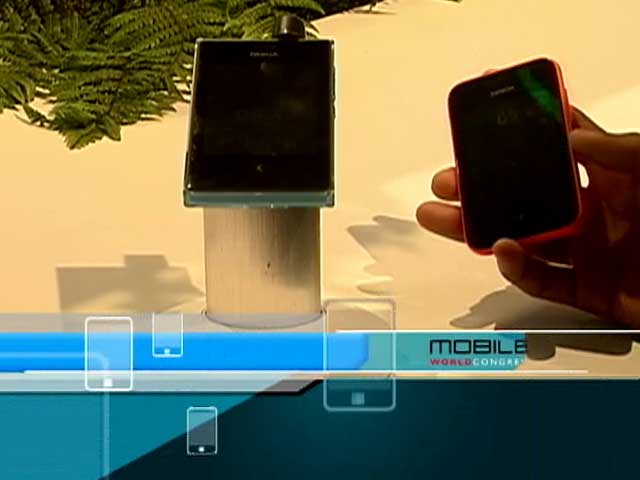 Cell Guru at MWC 2014: Nokia Asha Series