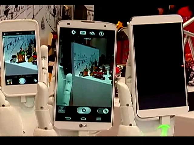 Video : Cell Guru at MWC 2014: LG L Series III and its accessories