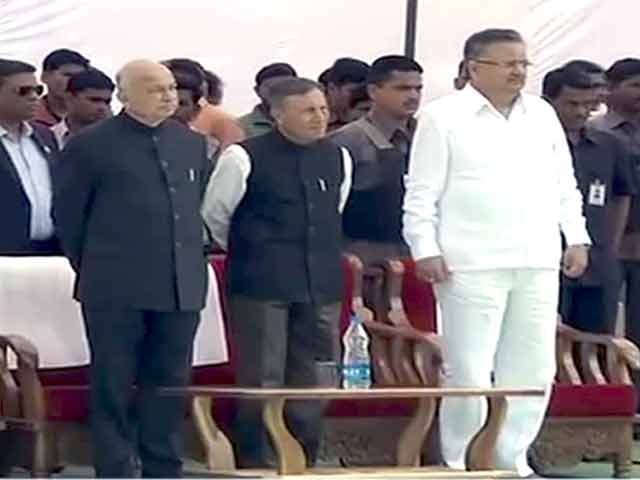 छत्तीसगढ़ में नक्सली हमले पर सख्त गृहमंत्री शिंदे