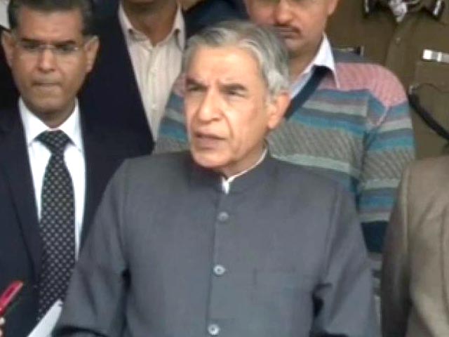 Pawan Bansal likely to get Congress ticket, Suresh Kalmadi may be dropped