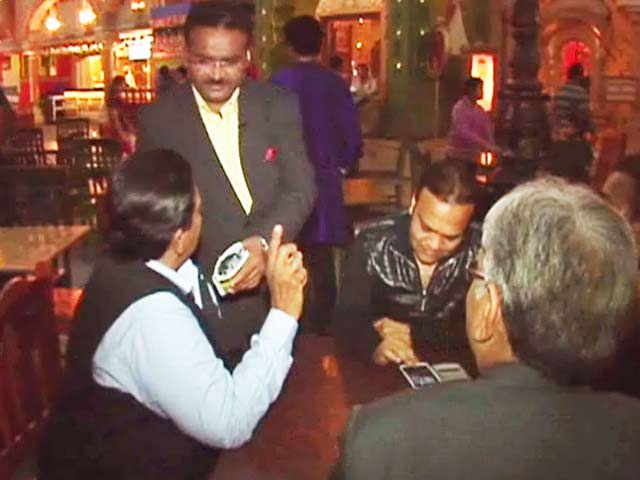 बाबा का ढाबा : सियासी सपनों की बानगी