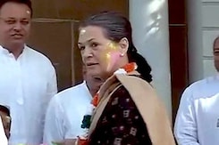 नेताओं पर भी चढ़ा होली का रंग नेताओं पर भी चढ़ा होली का रंग