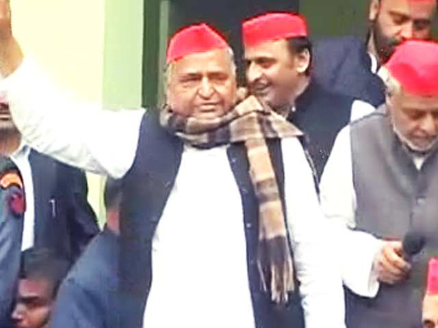 मैनपुरी के साथ आजमगढ़ से भी चुनाव लड़ेंगे मुलायम