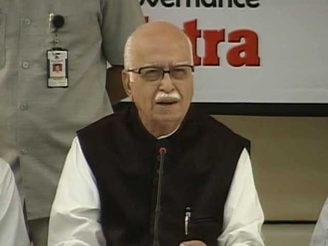Video : LK Advani picks Gandhinagar after all