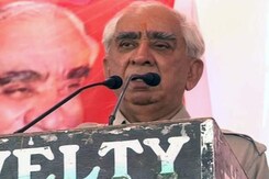 Vasundhara, Rajnath have betrayed me: Jaswant takes on BJP Vasundhara, Rajnath have betrayed me: Jaswant takes on BJP