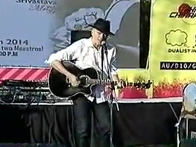 Indo-Slovenian fusion music: Vlado Kreslin, Sharat Chandra Srivastava perform at SRCC