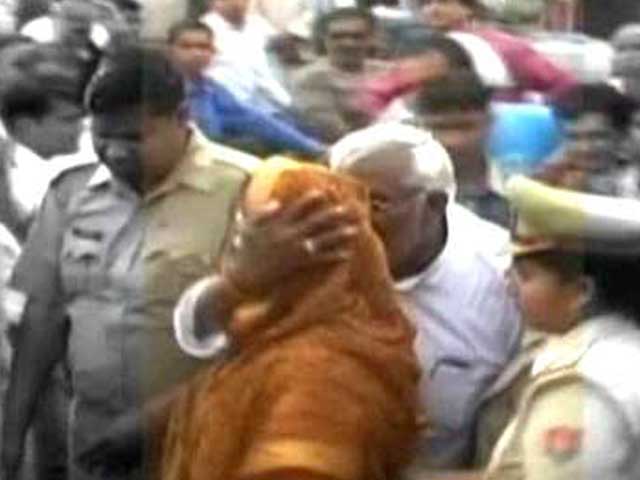 Congress legislator manhandles Nagma, no action despite visual evidence
