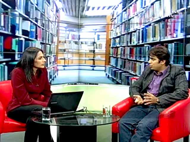 Managing social media