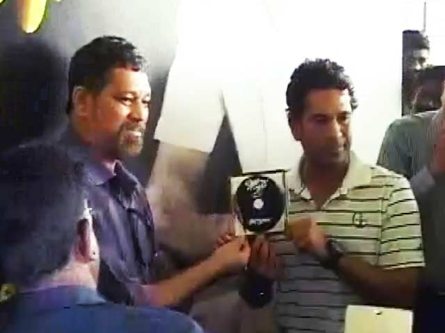 अर्थ आवर 2014 : ग्रीन एनर्जी पर फोकस