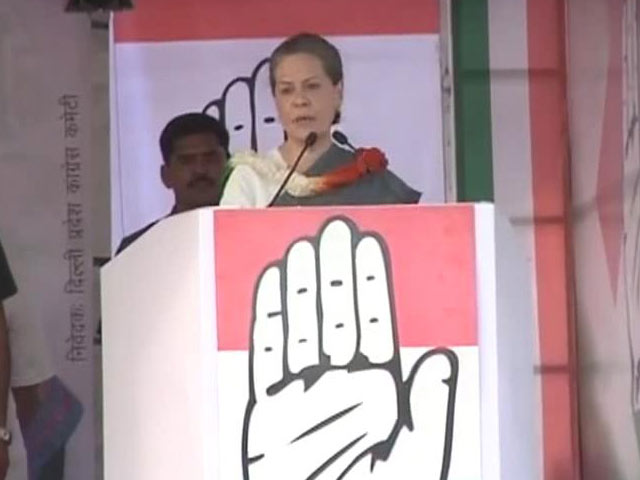 Stalling of Parliament hit passage of laws: Sonia Gandhi at Delhi rally