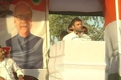'Who beats you up in Mumbai?' In Bihar, Rahul targets Shiv Sena 'Who beats you up in Mumbai?' In Bihar, Rahul targets Shiv Sena