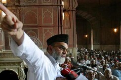 Shahi Imam endorsing Congress: will it work for the party? Shahi Imam endorsing Congress: will it work for the party?