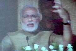 चुनाव प्रचार में नरेंद्र मोदी का डिजीटल अवतार चुनाव प्रचार में नरेंद्र मोदी का डिजीटल अवतार