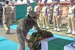 बारूदी सुरंग विस्फोट में दो जवान शहीद, थाना प्रभारी सहित सात घायल बारूदी सुरंग विस्फोट में दो जवान शहीद, थाना प्रभारी सहित सात घायल