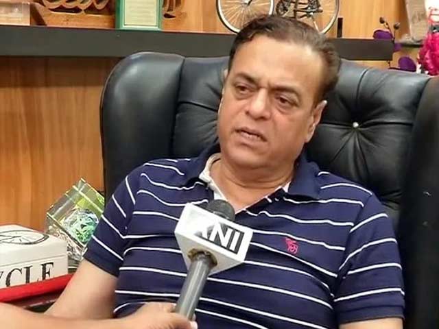 Video : First Mulayam, then Abu Azmi: new low for politics