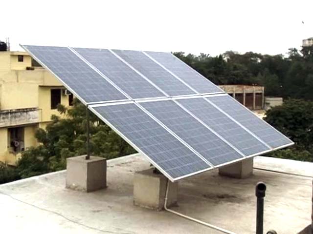 Here comes the sun: Time for solar revolution Here comes the sun: Time for solar revolution