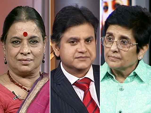 महा मुकाबला : क्या महिलाओं को मिला उनका हक?