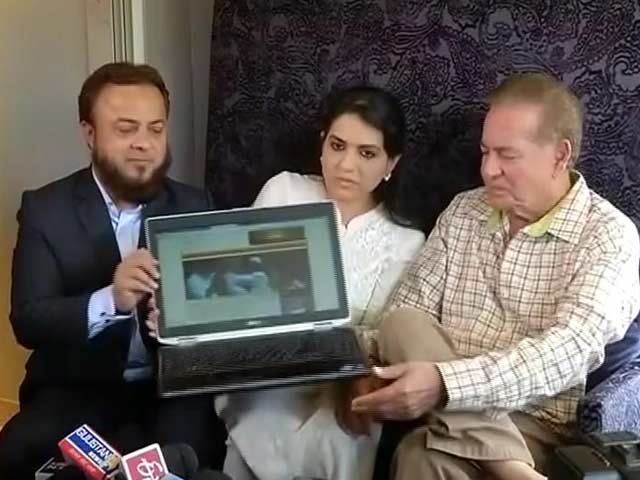 Videos : सलीम खान ने नरेंद्र मोदी की उर्दू वेबसाइट लॉन्च की