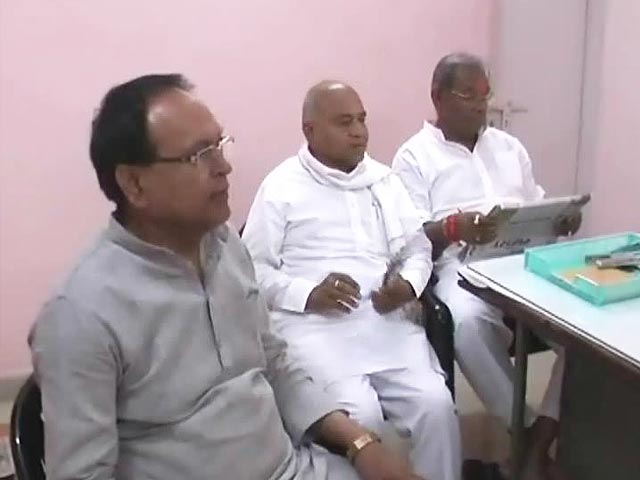 For peaceful polling, all candidates here were kept at police station For peaceful polling, all candidates here were kept at police station