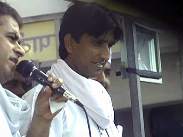 Videos : अमेठी में मेरी जान को खतरा : कुमार विश्वास