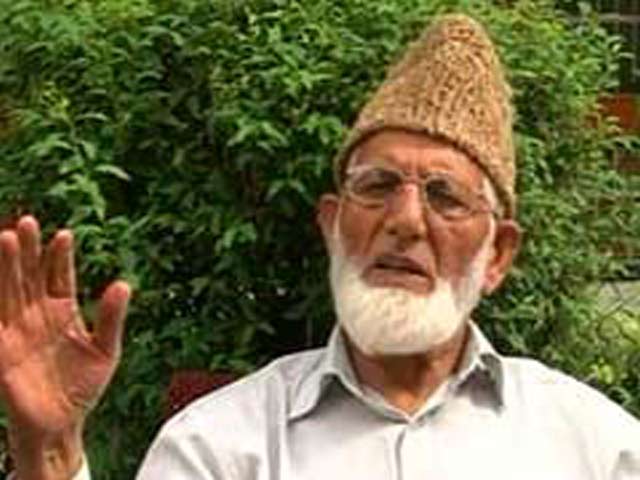 Video : Narendra Modi sent emissaries, claims Syed Ali Shah Geelani; BJP denies it