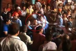 AAP leader Somnath Bharti attacked in Varanasi AAP leader Somnath Bharti attacked in Varanasi
