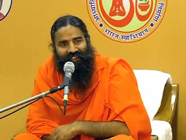 लखनऊ में रामदेव के सियासी प्रचार पर रोक