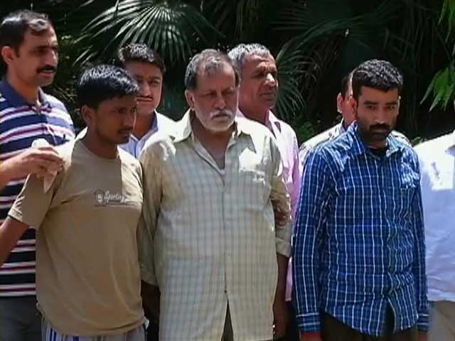 ड्रग्स के खानदानी तस्कर?