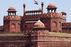 लाल किले पर हमले के दोषी की फांसी पर रोक लाल किले पर हमले के दोषी की फांसी पर रोक