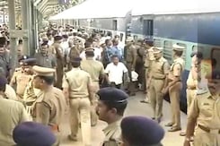 Two Blasts on Train at Chennai Central Railway Station, Woman Dead Two Blasts on Train at Chennai Central Railway Station, Woman Dead