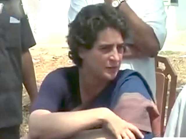 नेशनल हाइवे : बिना सुरक्षा घूमीं प्रियंका!