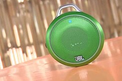 Gadget Guru Snap Judgement: Wireless Speakers (NFC and Bluetooth) Gadget Guru Snap Judgement: Wireless Speakers (NFC and Bluetooth)