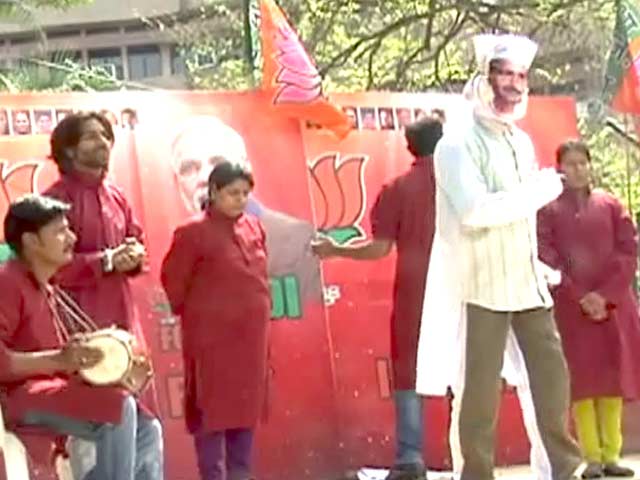 वाराणसी के चुनावी रंग