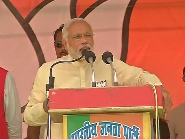 Watch: Narendra Modi's 'Caste' Comeback for Priyanka's 'Neech Rajniti' Comment