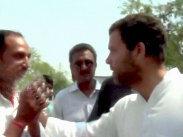 Videos : खस्ताहाल सड़कों के सवाल पर भड़के राहुल गांधी