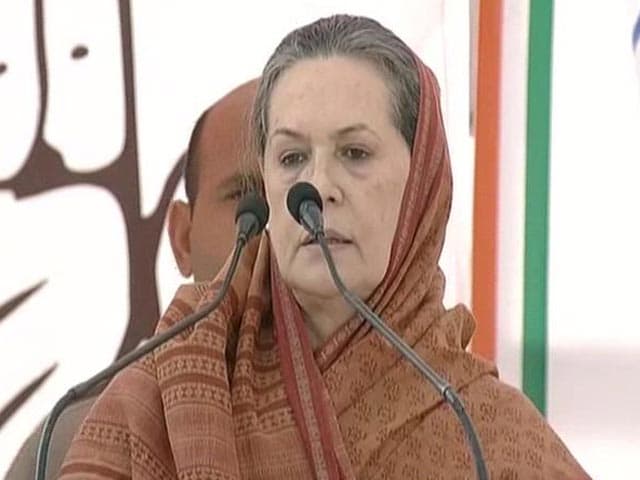 Video : Sonia Gandhi Repeats "Neech Rajniti" Jibe at Narendra Modi