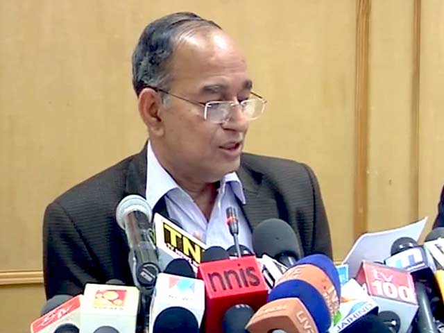 न किसी से दोस्ती, न किसी से बैर : चुनाव आयोग