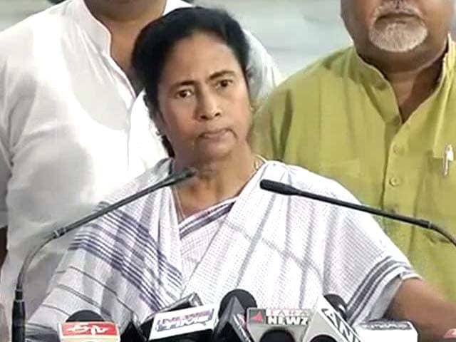 Video : After Calling Modi 'Donkey', Mamata Now Calls Him 'Danga babu'